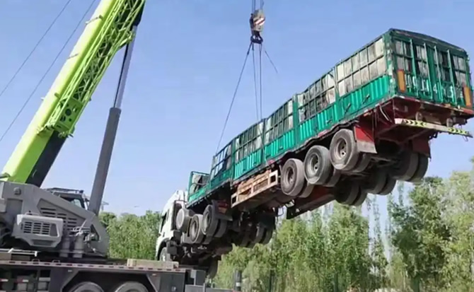 疏附道路脱困救援案例